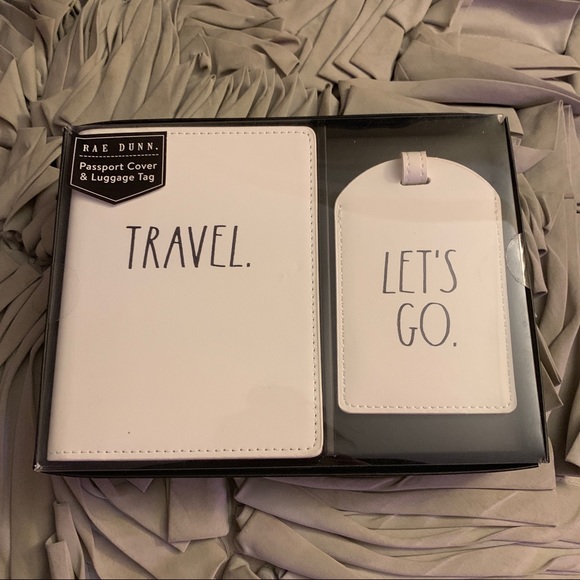 Rae Dunn Passport Cover and Luggage Tag Set - Picture 2 of 3